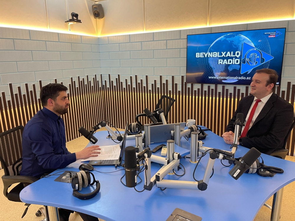 Peşə Təhsil Mərkəzinin direktoru Kənan Bağırov Beynəlxalq Radioda çıxış edib.