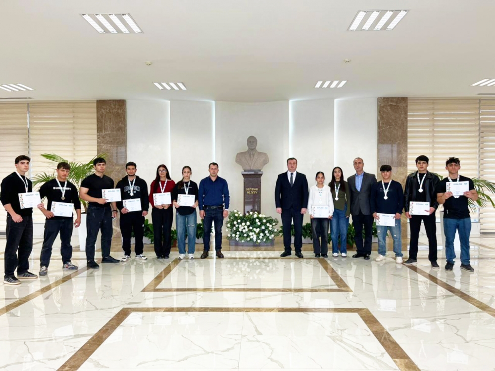 Peşə Təhsil Mərkəzinin komandası “Kəndirlə Mübarizə” idman növü üzrə Regional Turnirdə 2-ci yerin qalibi olub.